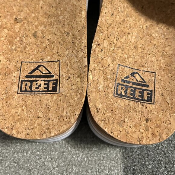 REEF White Platform Cushion Vista Sandals Women's Size 8 - Picture 9 of 11